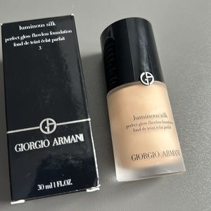 Giorgio Armani luminous silk foundation in 3